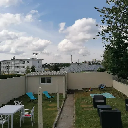 Cosy - Parking - Wifi - Buanderie - Jardin דירה